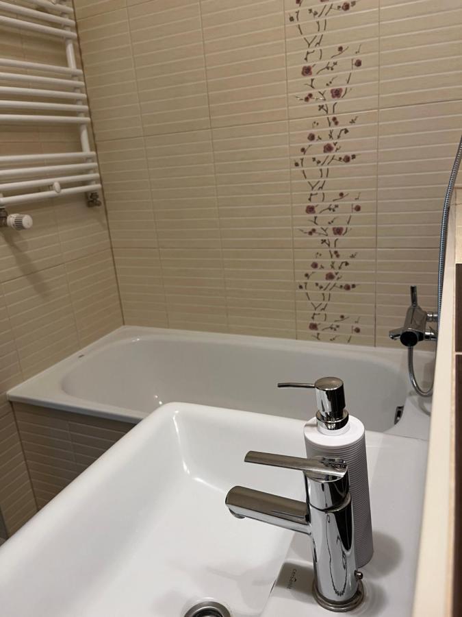 לודז' Tylna 8 Apartments מראה חיצוני תמונה